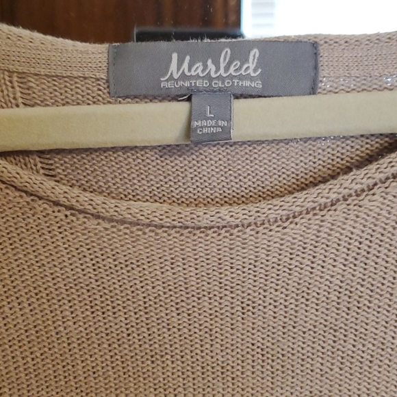 Sweater - Picture 3 of 4